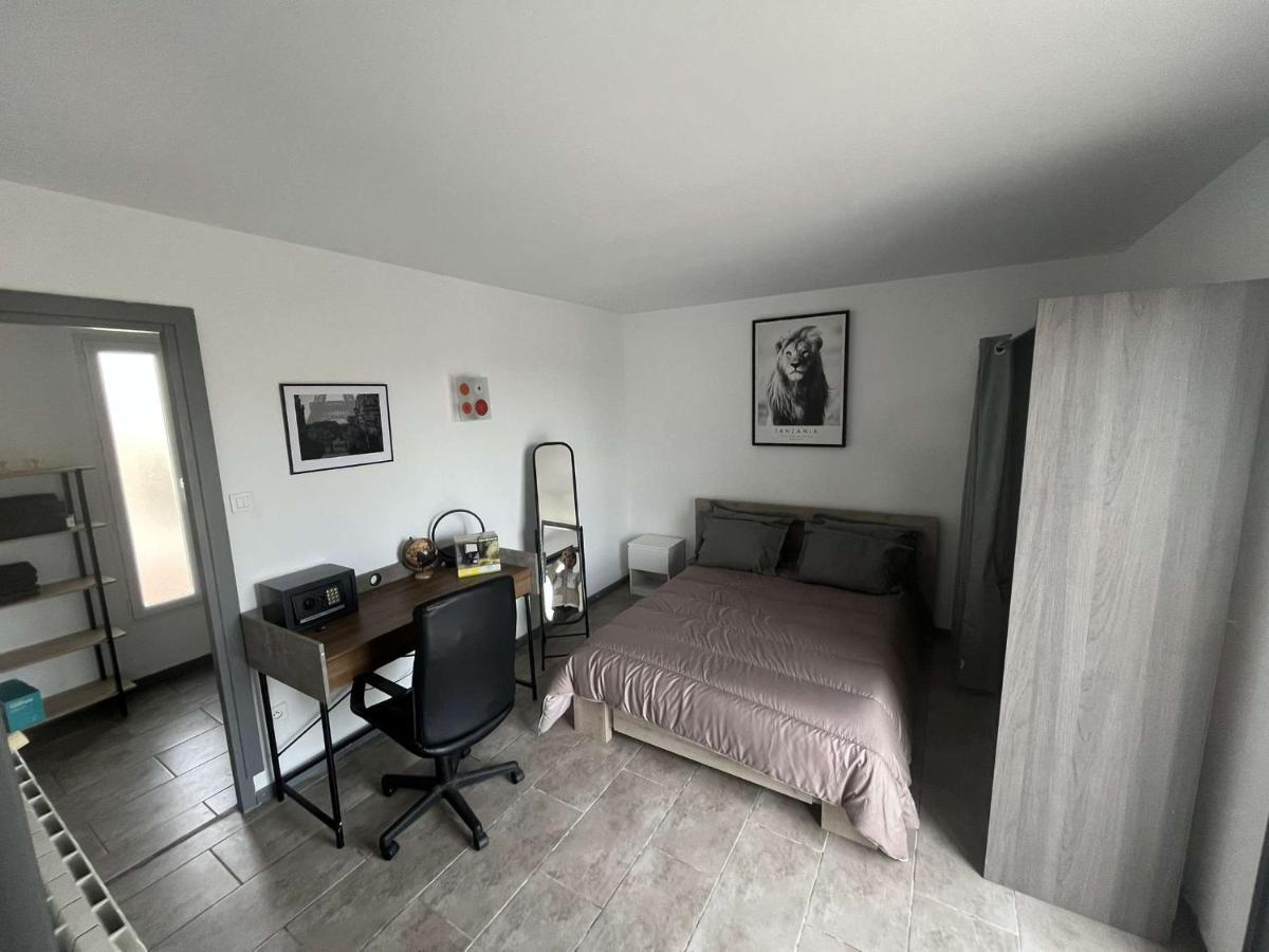 Superbe Appartement Avec Piscine Et Spa Privatif Villeneuve-lès-Béziers Exterior foto